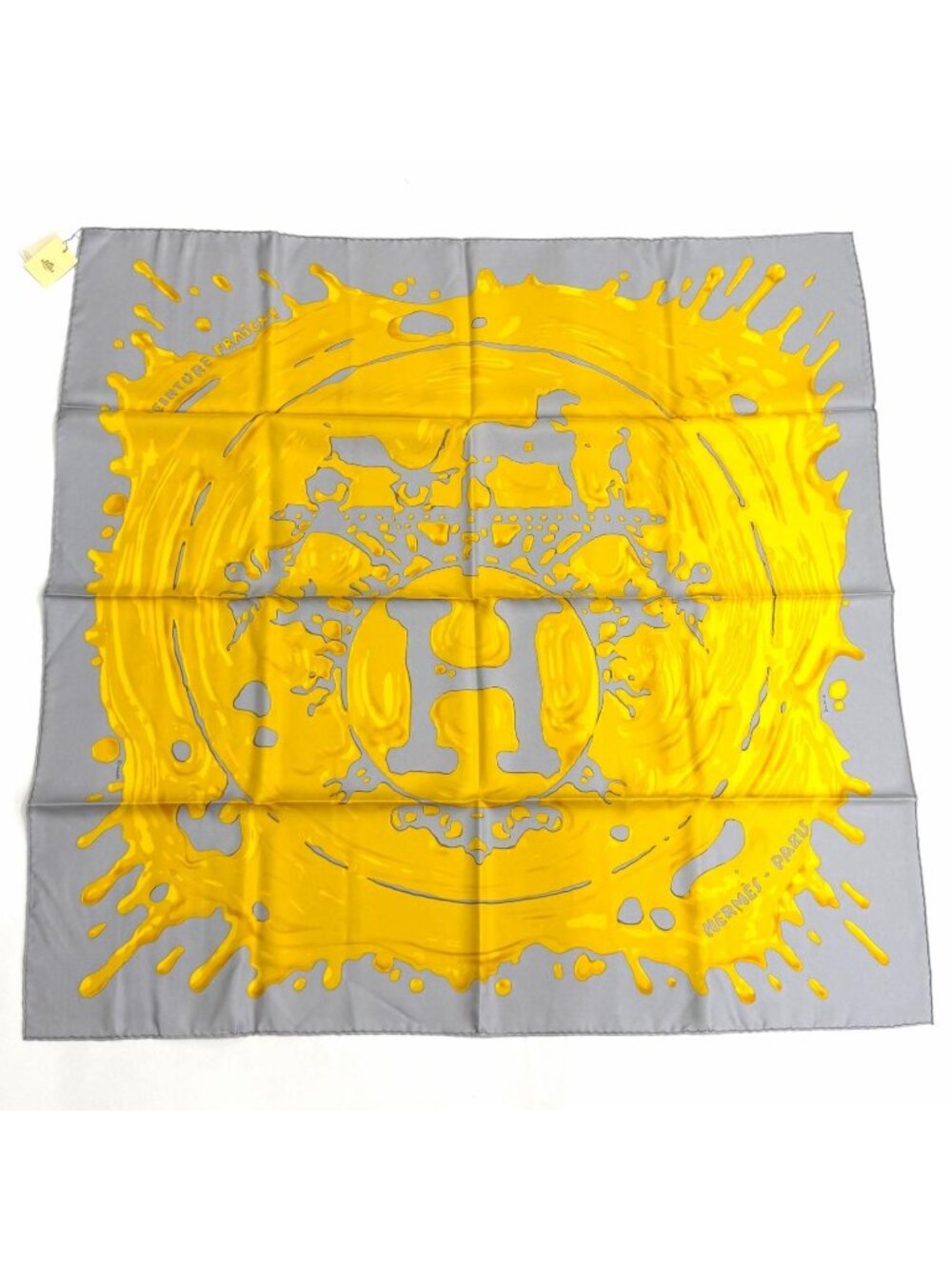 Hermes Carre 90 Peinture Fraiche Freshly Painted Silk 100% Gray Perlee or Scarf